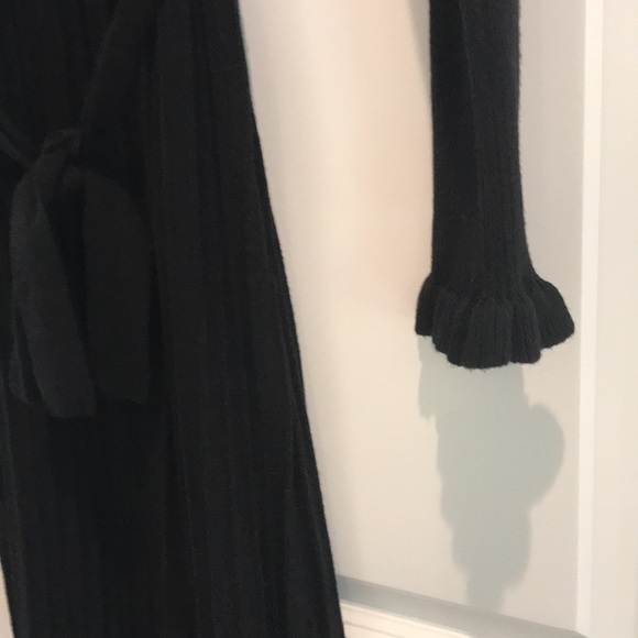 Sweater Dress - Picture 3 of 4